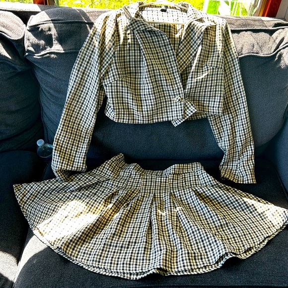 NWOT SHEIN skirt and blazer set - Picture 2 of 4